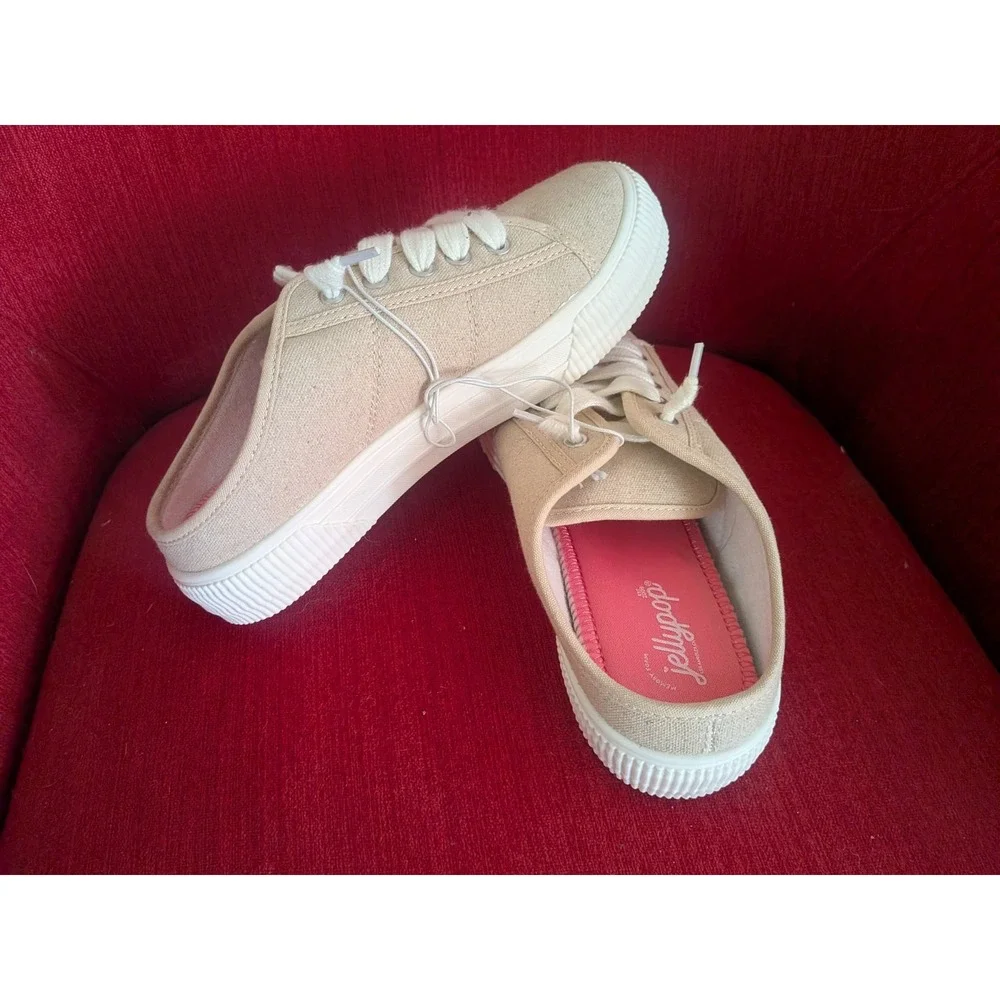 Jellypop Energy Sneakers Lace Up Low Back Champaign ladies Shoe 8M